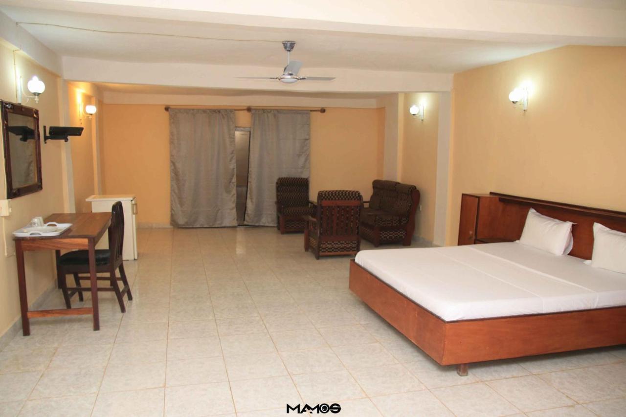 Atlanticoast Residence Bakau Екстер'єр фото