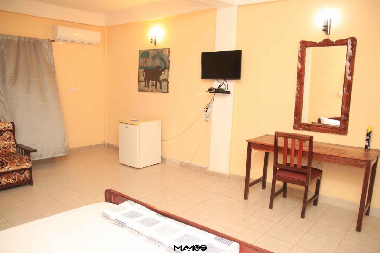 Atlanticoast Residence Bakau Екстер'єр фото