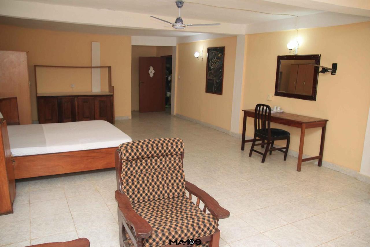Atlanticoast Residence Bakau Екстер'єр фото