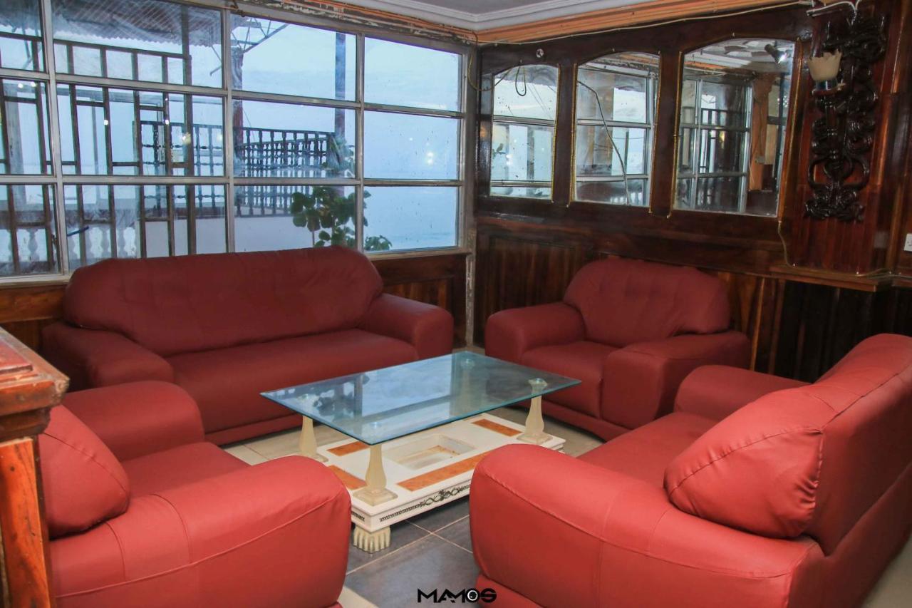Atlanticoast Residence Bakau Екстер'єр фото